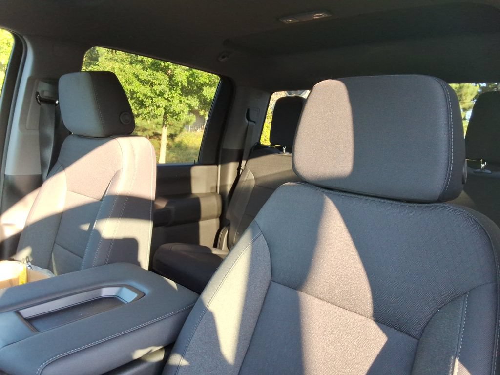 New 2026 Chevrolet Silverado 2500 Custom w/ Custom Value Package AWD/4WD image 22