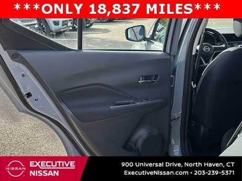 Certified 2023 Nissan Kicks SV image 21
