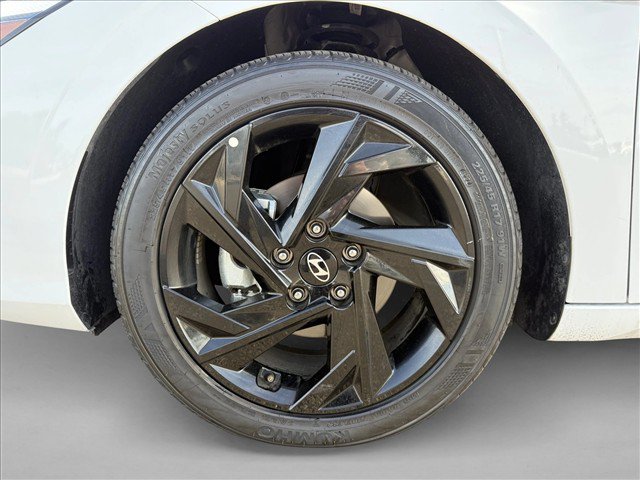 Used 2026 Hyundai Elantra Sport FWD image 23