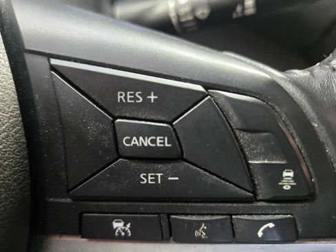 Used 2021 Nissan Sentra SV FWD image 6