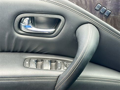 Used 2023 Nissan Armada Platinum w/ Captain's Chairs Package image 19