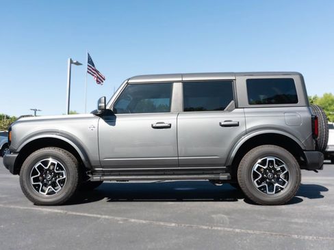 Used 2024 Ford Bronco Outer Banks AWD/4WD image 5