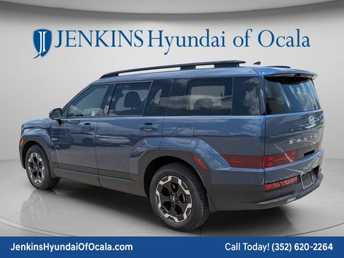 Used 2025 Hyundai Santa Fe SEL FWD image 5