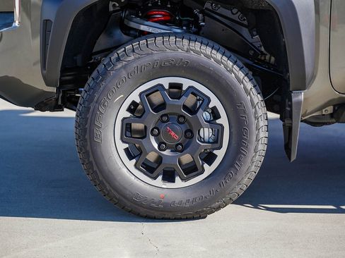 New 2026 Toyota Tacoma TRD Off-Road image 5
