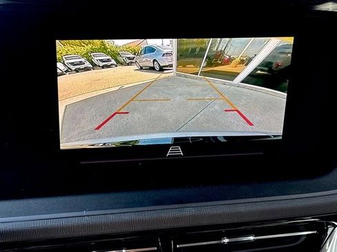 Used 2025 Buick Envista Sport Touring w/ Experience Buick Package FWD image 22