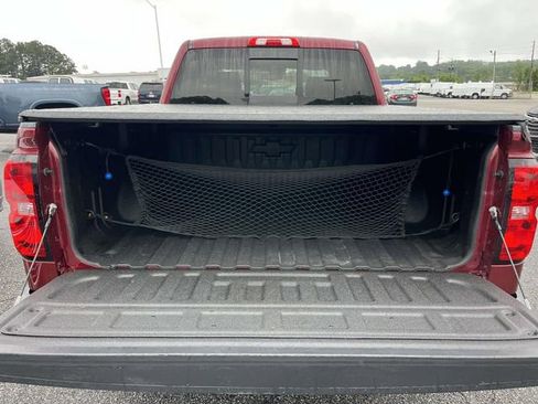 Used 2015 Chevrolet Silverado 1500 High Country w/ High Country Premium Package AWD/4WD image 13