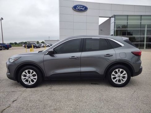 Used 2023 Ford Escape Active FWD image 19