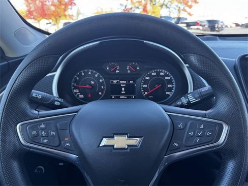 Used 2024 Chevrolet Malibu LT image 22