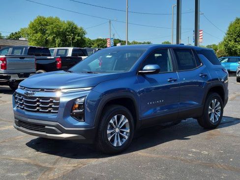 New 2027 Chevrolet Equinox LT w/ Convenience Package II FWD image 4