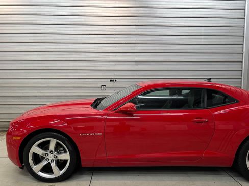 Used 2010 Chevrolet Camaro LT RWD image 3