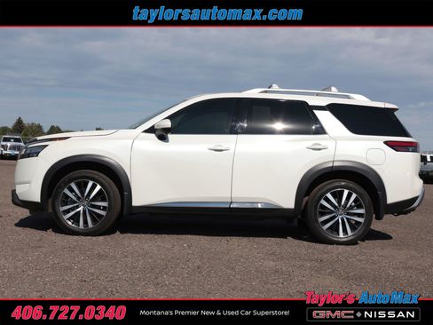 Used 2024 Nissan Pathfinder Platinum AWD/4WD image 50