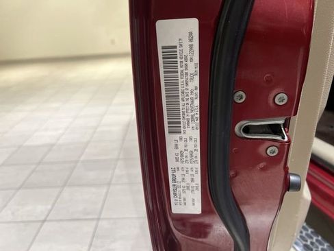 Used 2013 RAM 1500 Lone Star RWD image 28