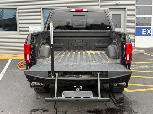 Used 2019 Ford F150 Platinum w/ Equipment Group 701A Luxury image 43