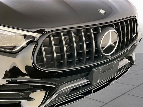 Used 2024 Mercedes-Benz GLC 43 AMG 4MATIC image 32