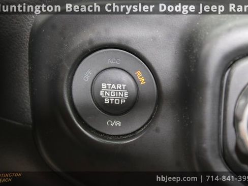 Used 2022 Jeep Gladiator Willys image 28