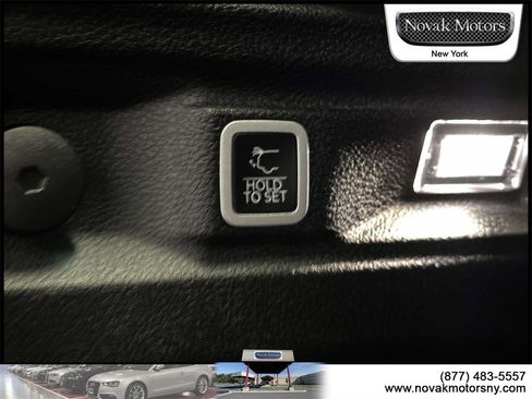 Used 2023 Jeep Grand Cherokee L Limited image 13