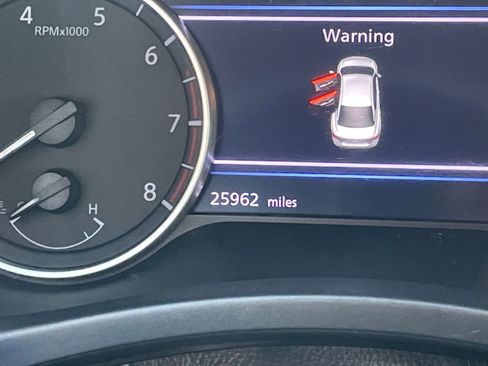 Used 2025 Nissan Sentra SV image 45