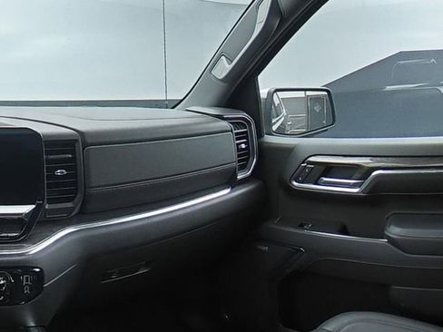 Used 2024 Chevrolet Silverado 1500 LTZ AWD/4WD image 20