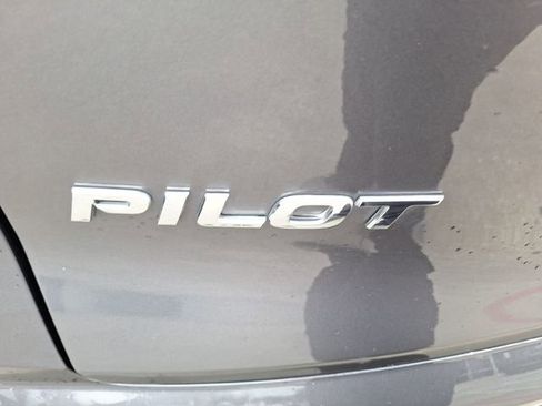 Used 2022 Honda Pilot Elite image 12