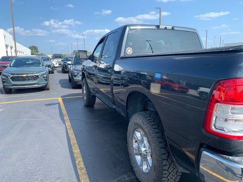 Used 2020 RAM 2500 Big Horn w/ Level 1 Equipment Group AWD/4WD image 9