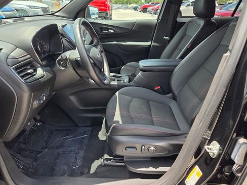 Certified 2022 Chevrolet Equinox RS w/ Infotainment Package AWD/4WD image 4