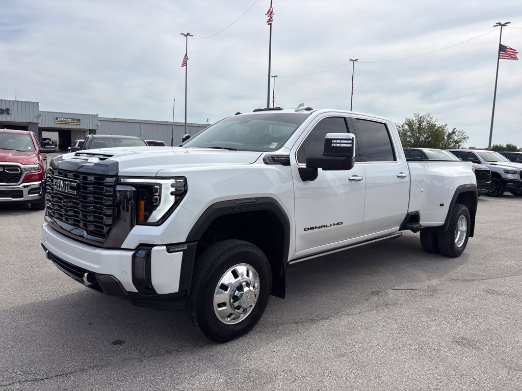 Used 2024 GMC Sierra 3500 Denali Ultimate AWD/4WD image 50