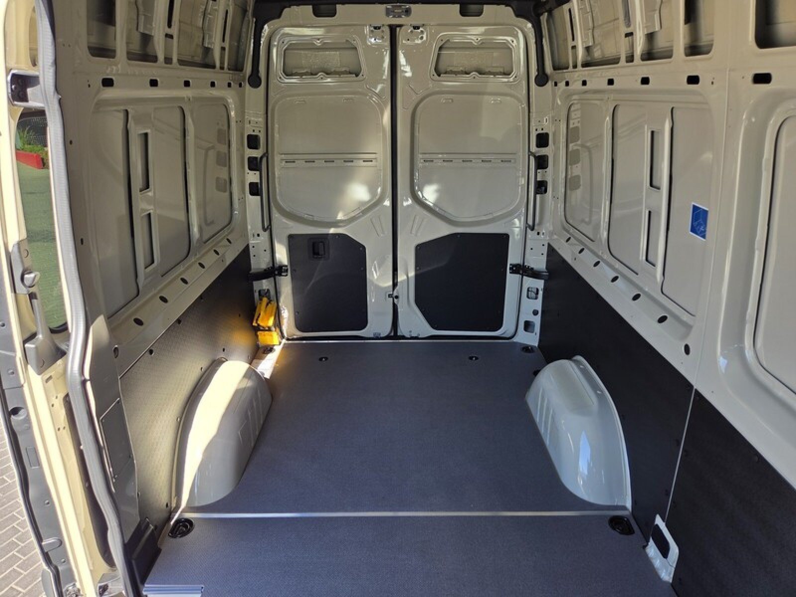 New 2026 Mercedes-Benz Sprinter 2500 image 18