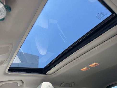 Used 2023 MAZDA CX-5 AWD 2.5 S w/ Preferred Package image 3