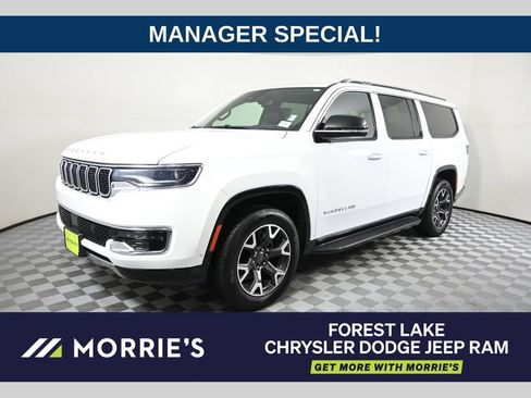 Used 2024 Jeep Wagoneer L Series III w/ Flexible Seating Group AWD/4WD image 1