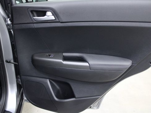 Used 2022 Kia Sportage LX image 23