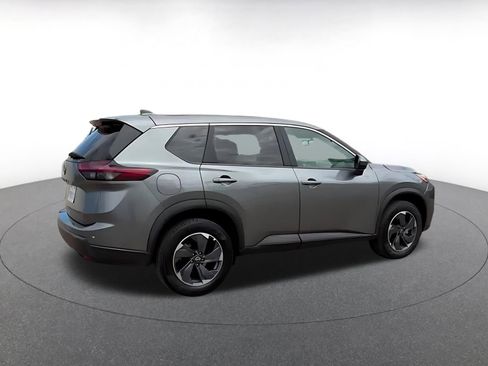Used 2025 Nissan Rogue SV FWD image 15