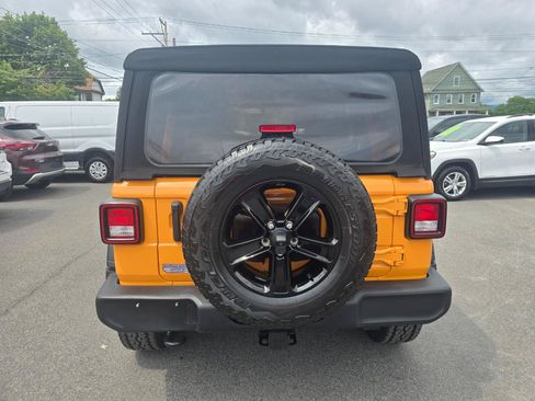 Used 2021 Jeep Wrangler Unlimited Sport AWD/4WD image 17