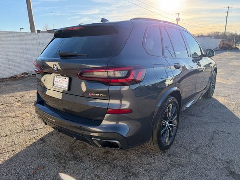 Used 2022 BMW X5 M50i w/ Premium Package image 7