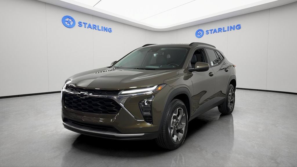 Certified 2024 Chevrolet Trax LT w/ Driver Confidence Package FWD image 4