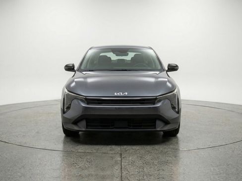 Used 2025 Kia K4 FWD image 2