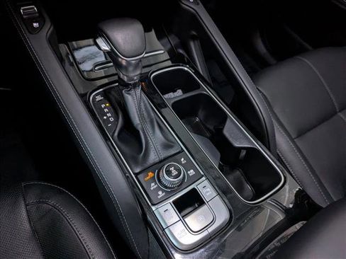 Used 2022 Kia Telluride EX image 13