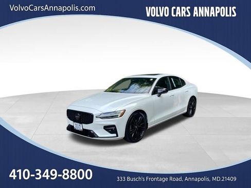 Certified 2023 Volvo S60 B5 Plus w/ Climate Package AWD/4WD image 4