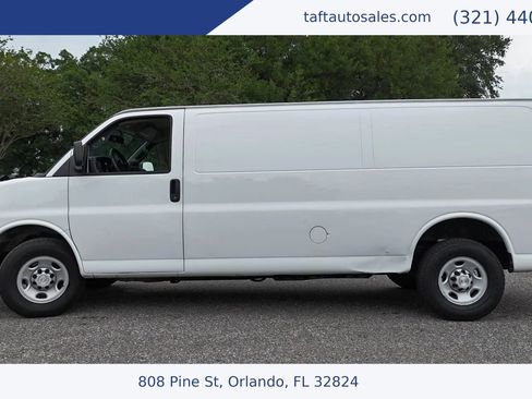 Used 2020 Chevrolet Express 2500 Extended w/ Communications Package RWD image 3