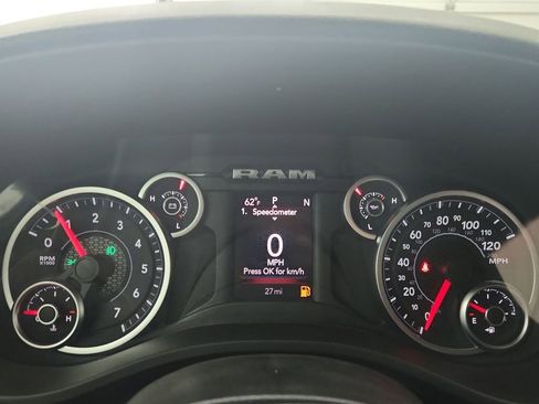 New 2026 RAM 1500 4x4 Crew Cab image 23