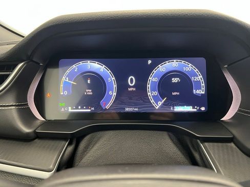 Used 2024 Jeep Grand Cherokee Altitude image 24