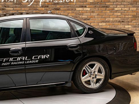 Used 2004 Chevrolet Impala SS image 10