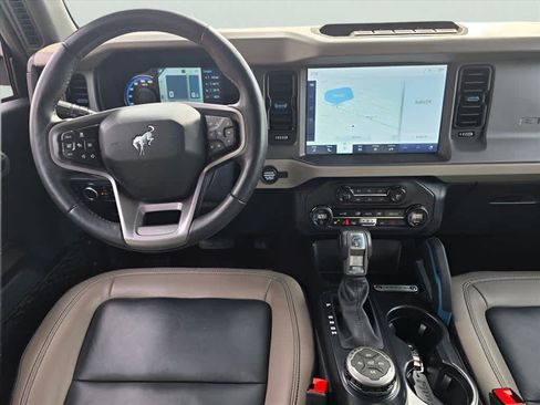 Used 2024 Ford Bronco Wildtrak image 20