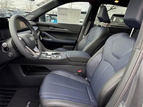 New 2026 INFINITI QX60 Sport w/ Dark Cargo Package AWD/4WD image 13