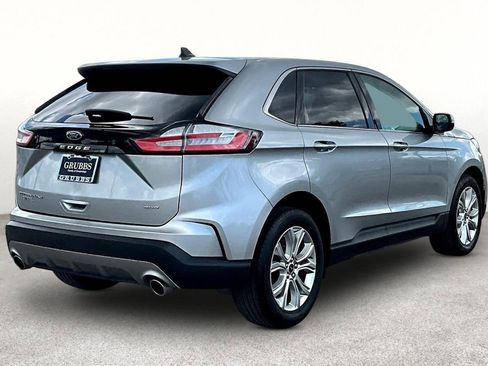 Used 2024 Ford Edge Titanium AWD/4WD image 2