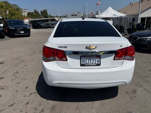 Used 2014 Chevrolet Cruze LT FWD image 5