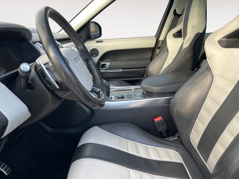 Used 2016 Land Rover Range Rover Sport SVR image 21