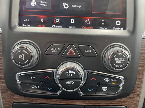 Used 2018 RAM 1500 Laramie w/ Convenience Group image 24