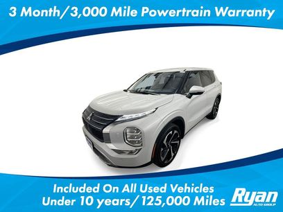 Used 2024 Mitsubishi Outlander SE