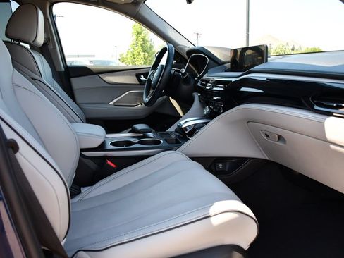 Used 2023 Acura MDX SH-AWD w/ Advance Package image 34