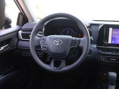 Used 2025 Toyota Camry LE FWD image 23